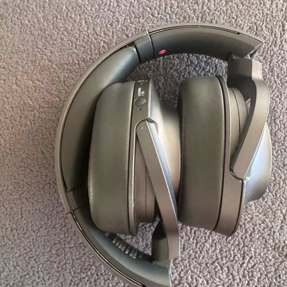 Sony WHH900N - Picture 8 of 9